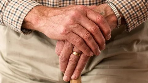 Unik, di Jepang Anda Bisa Sewa Nenek-Nenek dengan Tarif Rp375.000 per Jam
