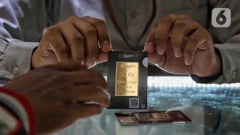 Cek Harga emas Antam pada 28 Juli 2025, Turun Rp 1.000