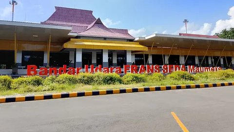 Gunung Lewotobi Laki-Laki Erupsi, Aktivitas Penerbangan di Maumere Dihentikan