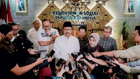 Mensos Coret 228.000 Penerima Bansos Terindikasi Judi Online