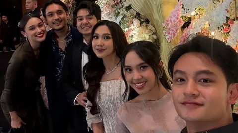 10 Potret Tamu Selebriti di Pernikahan Arbani Yasiz & Raissa Ramadhani, Mencuri Perhatian