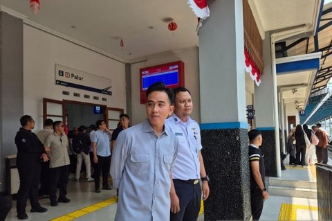 Tahukah Anda? Gibran Naik Kereta Palur-Solo Demi Tingkatkan Pelayanan Kereta Api