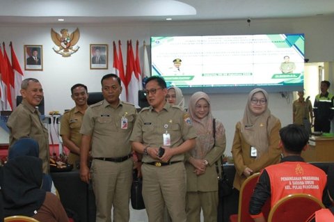{{caption}}