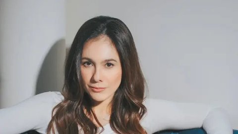 Wulan Guritno Ungkap Harapan Menikah dan Tambah Momongan Sebelum 45 Tahun