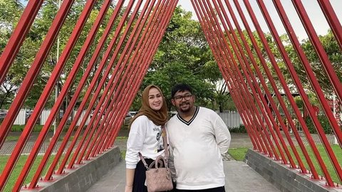 {{caption}}