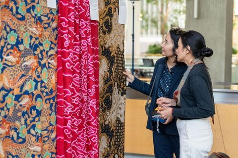 Lebih dari Sekadar Kain, KBRI Washington Sukses Gelar Diplomasi Budaya Batik Rayakan Hari Nasional, Diakui UNESCO Sejak 2009