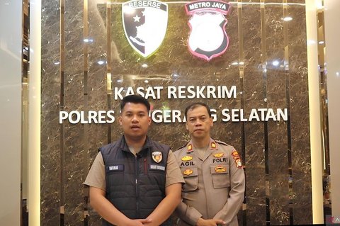 {{caption}}