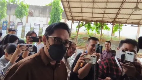 Andre Taulany Akui Sudah Setahun Pisah, Enggan Bahas Soal Harta Gono-Gini