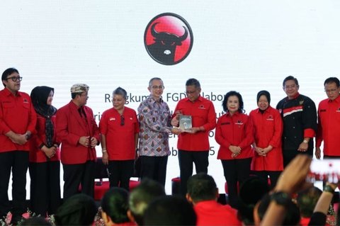 Trivia Sumpah Pemuda: Hasto Ajak Bangsa Kembali ke Jati Diri Maritim, Mengapa Penting?