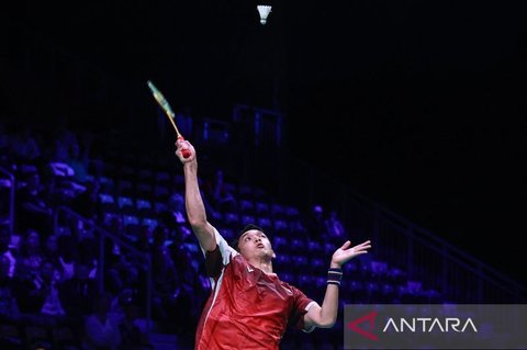 Mental Baja Jonatan Christie: Comeback Dramatis di Semifinal Hylo Open, Kalahkan Lanier dalam Duel Sengit