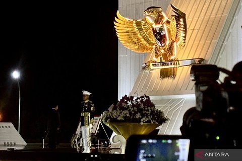 Presiden Prabowo Pimpin Upacara Renungan Suci Hari Pahlawan 2025 di TMP Kalibata