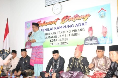 {{caption}}
