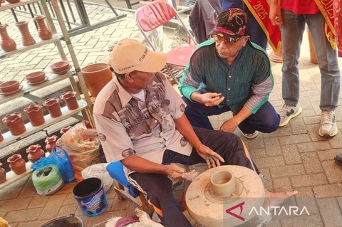 Anggota DPR Soroti Potensi Kerajinan Kendal, Dorong Pemasaran Terintegrasi Pariwisata