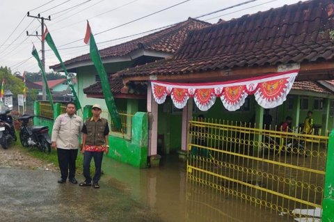 {{caption}}