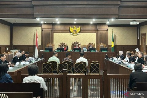 Hari Karyuliarto Klaim Kebijakan Impor LNG Pertamina dari AS Untungkan Negara, Bukan Rugikan