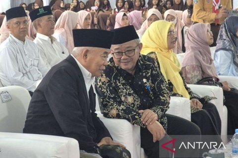 {{caption}}