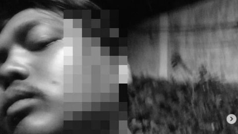 {{caption}}