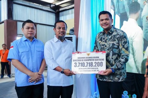 Pemprov Sulsel Salurkan Bantuan Bibit dan Alsintan, Tingkatkan Kesejahteraan Warga Bantaeng