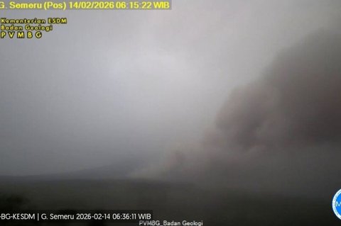 Gunung Semeru Kembali Erupsi, Luncurkan Awan Panas Sejauh 6 Km