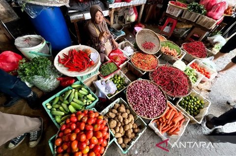 Harga Pangan Terkini: Cabai Rawit Merah Sentuh Rp95.500/kg, Telur Ayam Rp35.600/kg