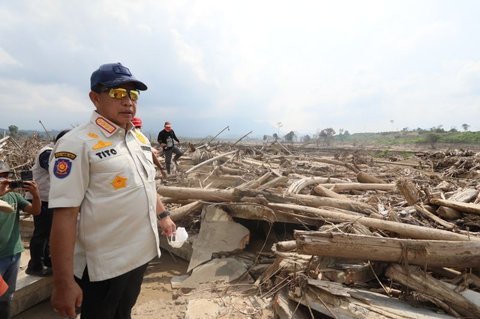 Pemanfaatan Kayu Hanyut Pascabencana, Strategi Satgas PRR Percepat Rehabilitasi Sumatera