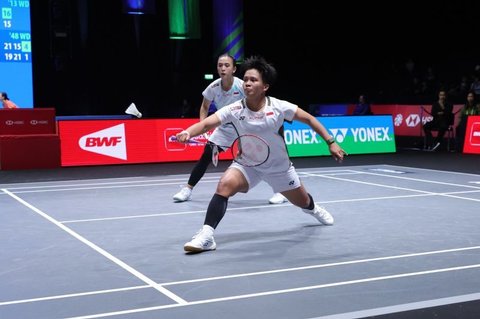 {{caption}}