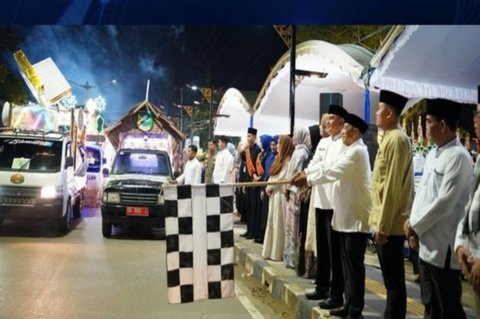 Semarak Malam Idul Fitri: Pemkab Tanah Laut Gelar Festival Gema Takbir Libatkan Puluhan Peserta