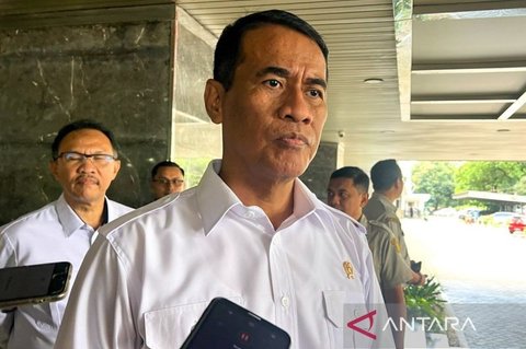 {{caption}}