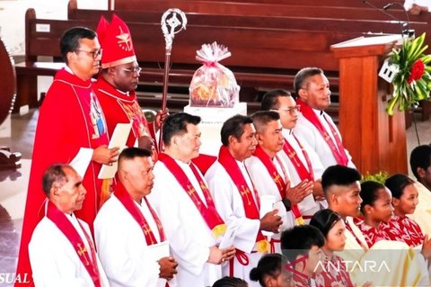 Uskup Timika Ingatkan Umat Katolik Pentingnya Katekese Hidup Kekal