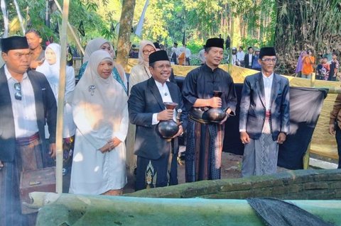 Lebaran Topat Senggigi: Strategi Lombok Barat Dongkrak Citra Destinasi Wisata Unggulan