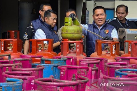 Polda Jateng Bongkar Praktik Pengoplos LPG Bersubsidi di Karanganyar, Raup Untung Puluhan Juta Rupiah