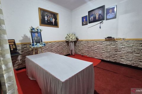Keluarga Matangkan Persiapan Penyambutan Jenazah Mayor Zulmi di Cimahi