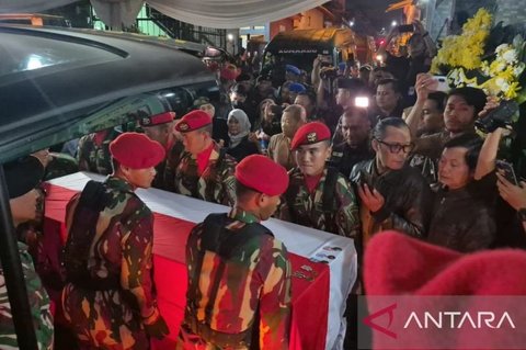 Jenazah Mayor Zulmi Aditya Tiba di Cimahi, Keluarga Ungkap Penantian Penuh Haru