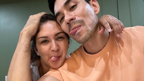 Dapur Nyaman ala Donna Agnesia & Darius, Sederhana tapi Tetap Elegan