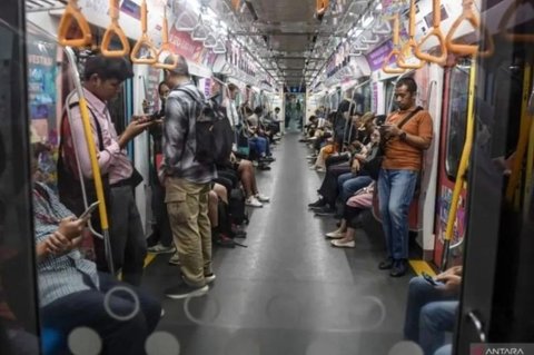 10 Penumpang Terjebak Lift MRT Lebak Bulus Akibat Listrik Padam, Berhasil Dievakuasi