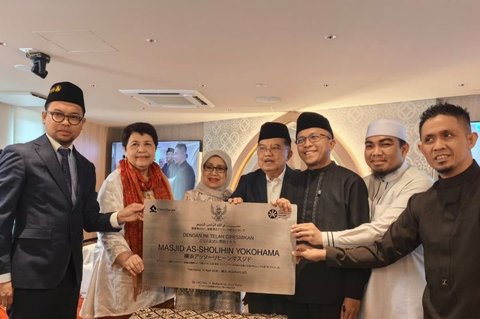 Jusuf Kalla Resmikan Masjid As Sholihin Yokohama, Perkuat Peran Umat dan Diaspora Indonesia