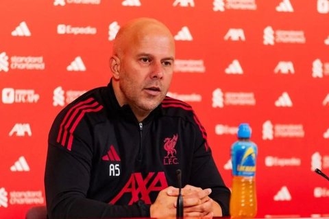 Arne Slot Pede Liverpool Bisa Lakukan 'Hal Spesial' Lawan PSG di Liga Champions