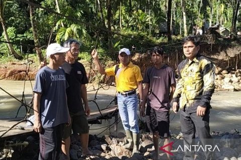 Banjir Sarolangun Jambi: Ratusan Rumah Terendam, Warga Mengungsi Akibat Luapan Sungai