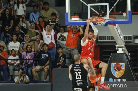 Pelita Jaya Kokoh di Puncak Klasemen IBL Pekan Ke-12, Dominasi Terus Berlanjut