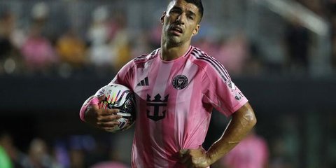 Luis Suarez Terang-terangan Memohon Dipanggil untuk Piala Dunia 2026