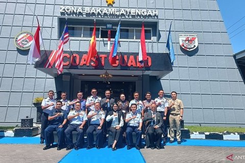 Lima Negara Asia Tenggara Perkuat Dialog Penegakan Hukum Maritim di Manado