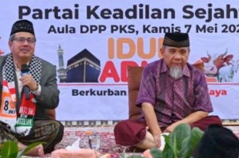 {{caption}}
