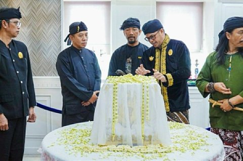 Bupati Karawang Sambut Kedatangan Mahkota Binokasih, Siap Gelar Kirab Mahkota Binokasih Meriah