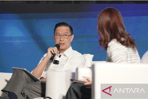Menilik Nasib Manusia di Era Kecerdasan Buatan: Antara Pembebas dan Ketimpangan Baru