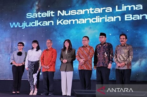 {{caption}}