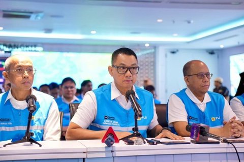 PLN Ungkap Penyebab Pemadaman Listrik Sumatra Akibat Cuaca Buruk