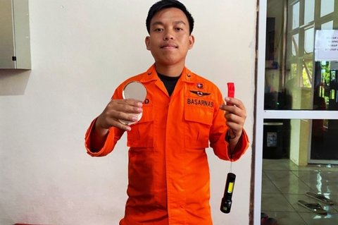 {{caption}}