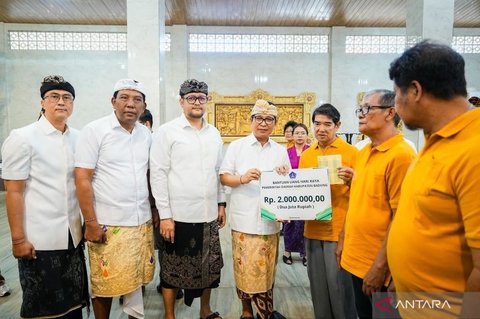 Pemkab Badung Salurkan Bansos Waisak Rp2 Juta untuk Umat Buddha, Perkuat Toleransi