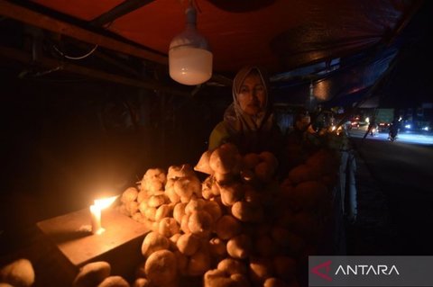 Praktisi Hukum: PLN Wajib Beri Kompensasi Blackout Sumatera Akibat Pemadaman Listrik