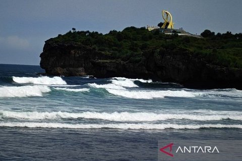 BMKG Ingatkan Pelayaran Nasional Waspada Potensi Gelombang Tinggi Hingga 4 Meter
